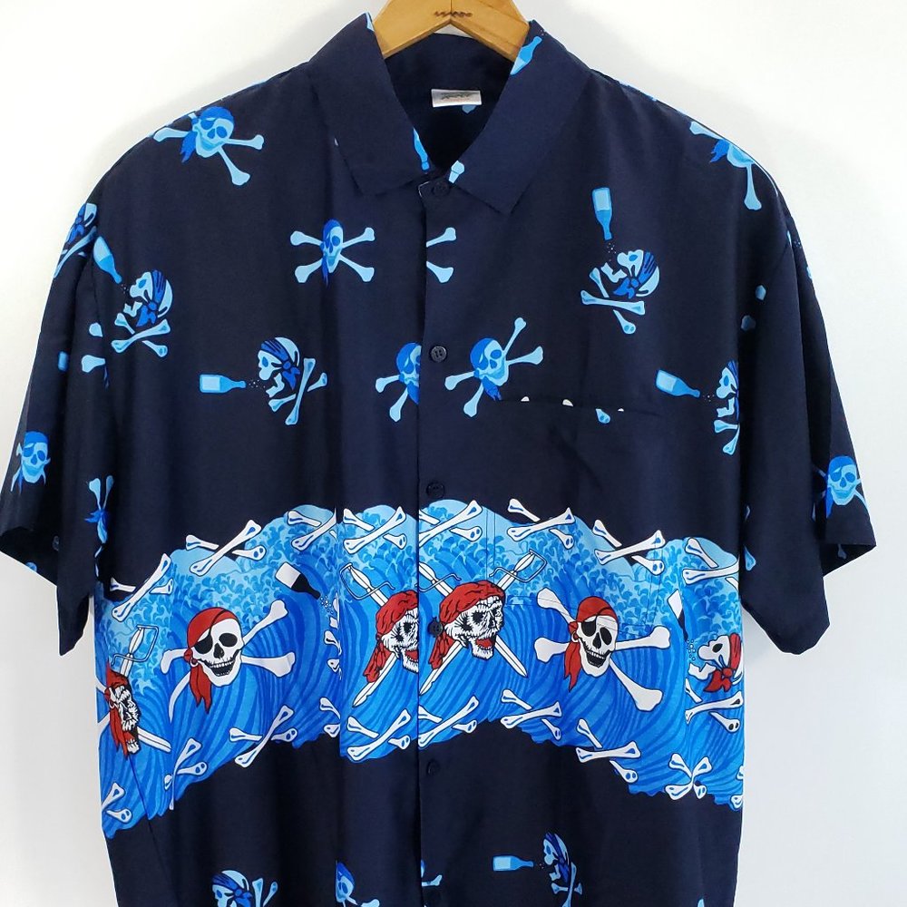 Happy Bay Short Sleeve Hawaiian Shirt Pirates